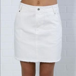 White denim skirt